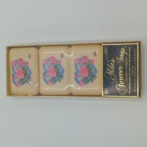 Alda's Forever Soap Box French Milled Floral Scented Set Of 3